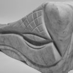 Morska deklica v mreži - Cararski marmor - 86x22x26cm - 2016